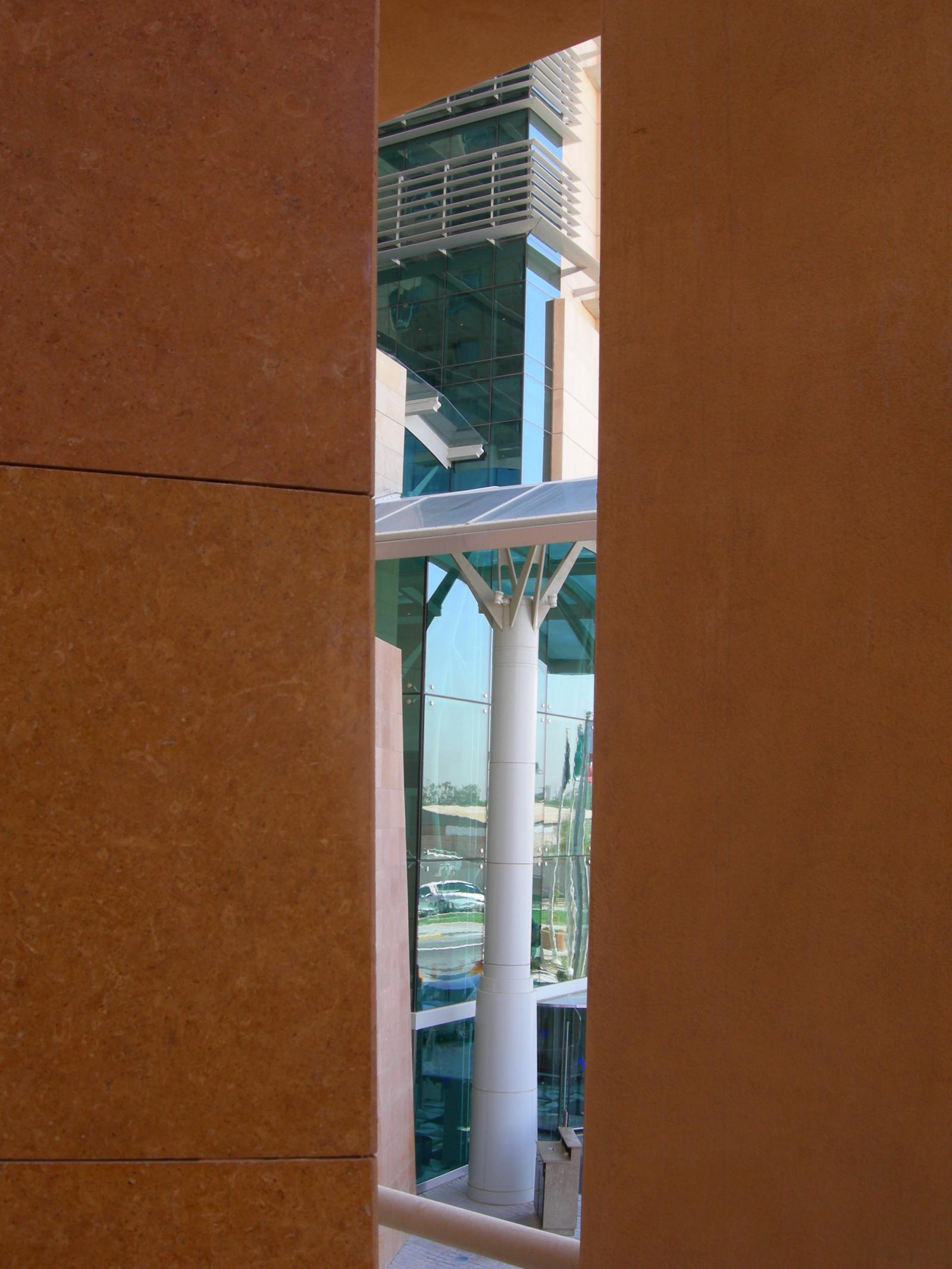 Al-Manshar Rotana Hotel Tower (200 keys)